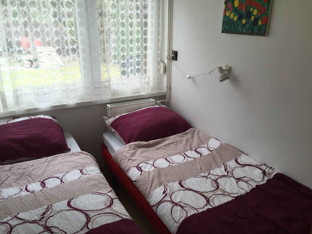 Siraly Apartman Balatonfůzfő Rum bild